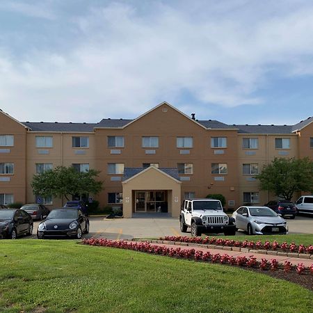 Clarion Inn Fairborn - Dayton Near Wright Patterson Exterior photo